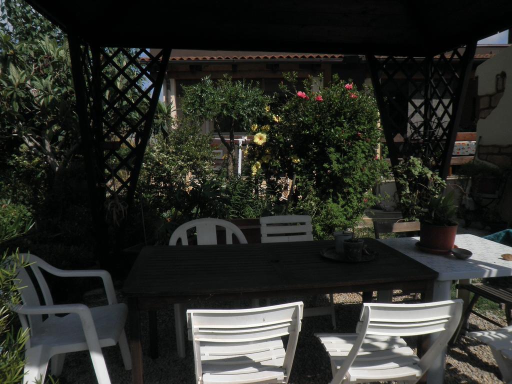 Appartamenti By The Hill Fertilia Bagian luar foto