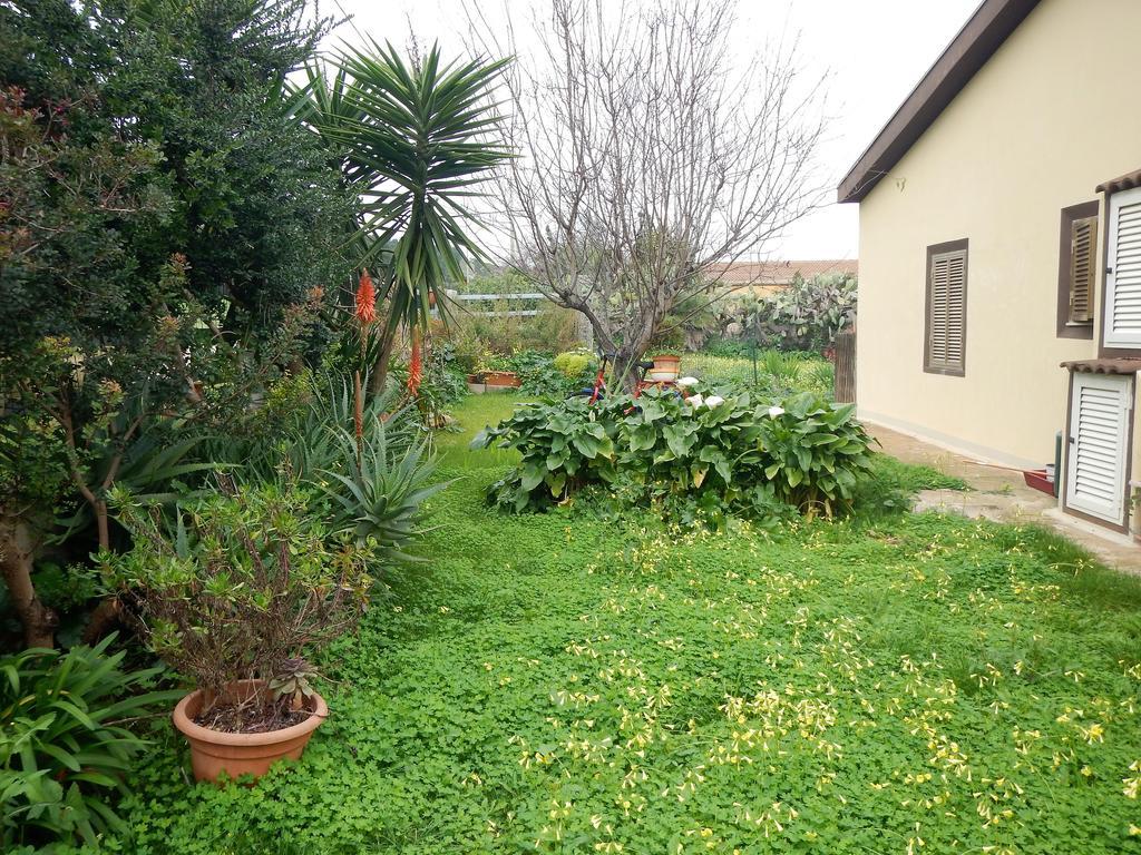 Appartamenti By The Hill Fertilia Bagian luar foto